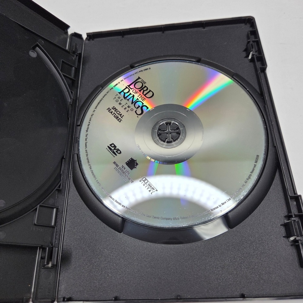 The Lord of the Rings The Two Towers DVD Widescreen 2-Disc Set 2003 Fantasy Epic - Picture 5 of 6